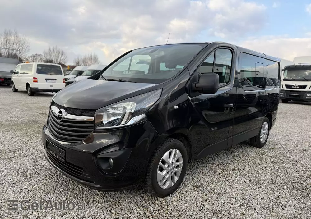 OPEL VIVARO 145KM/ Brygadówka 5 osób/rej.na 8/Klima/Tempomat/Kamera/Hak/fv Vat 23% 
