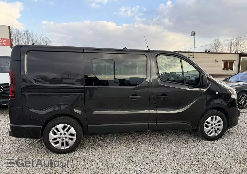 OPEL VIVARO 145KM/ Brygadówka 5 osób/rej.na 8/Klima/Tempomat/Kamera/Hak/fv Vat 23% 