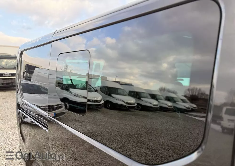 OPEL VIVARO 145KM/ Brygadówka 5 osób/rej.na 8/Klima/Tempomat/Kamera/Hak/fv Vat 23% 