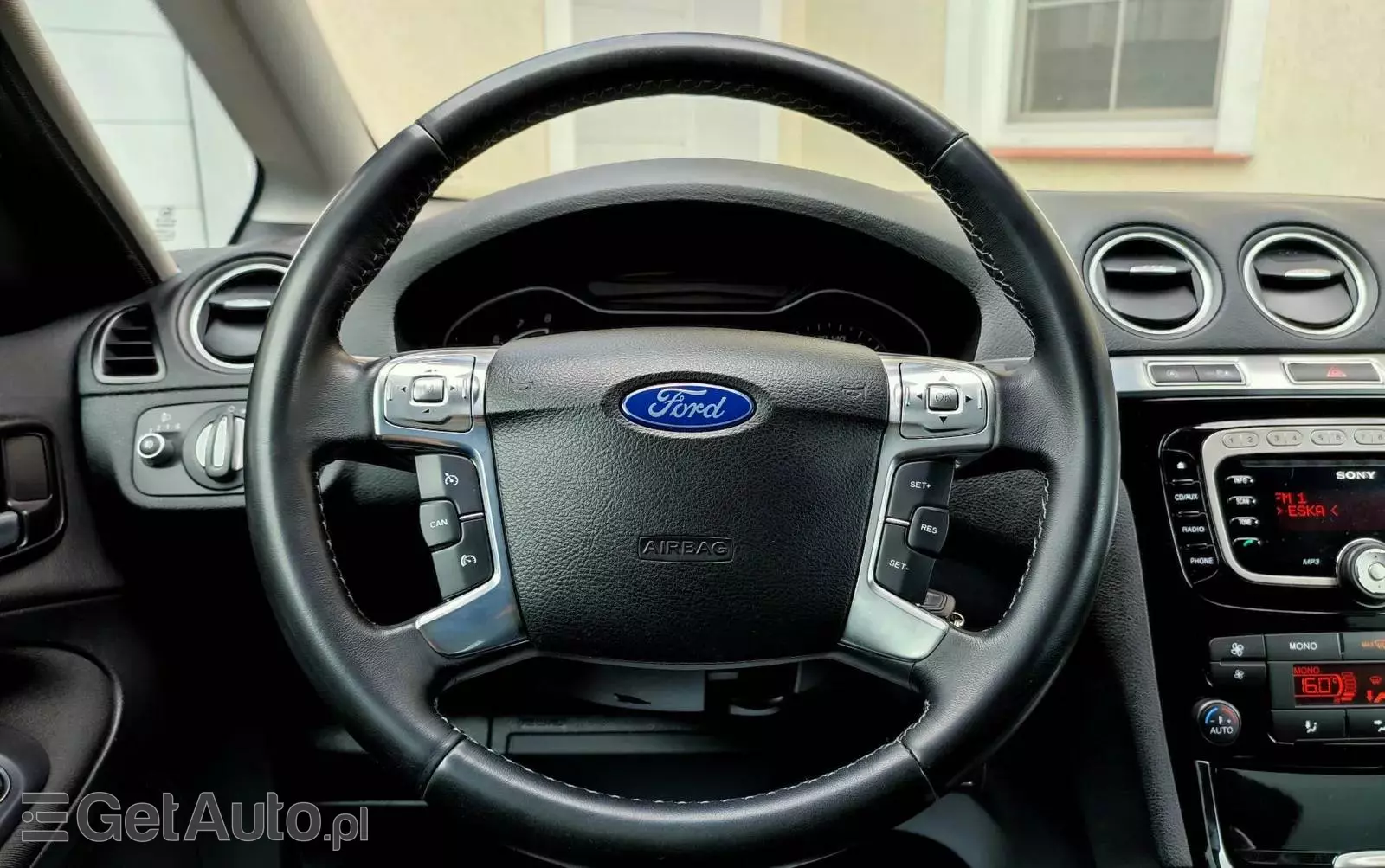 FORD S-Max 1.6 T Titanium