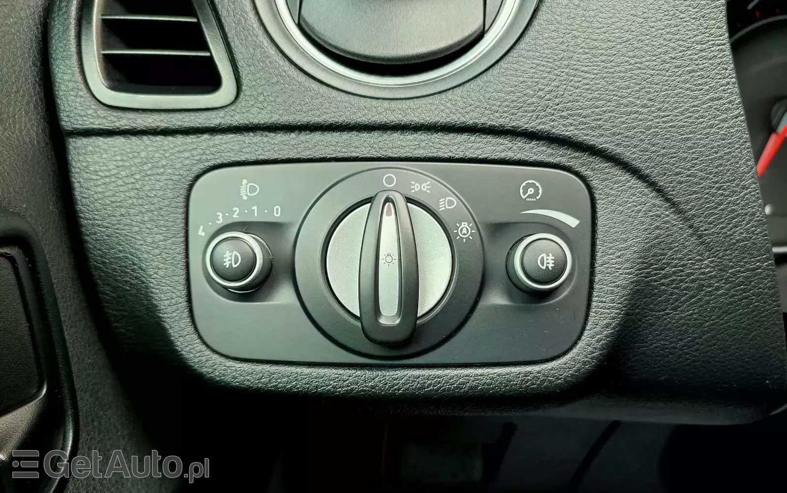 FORD S-Max 1.6 T Titanium