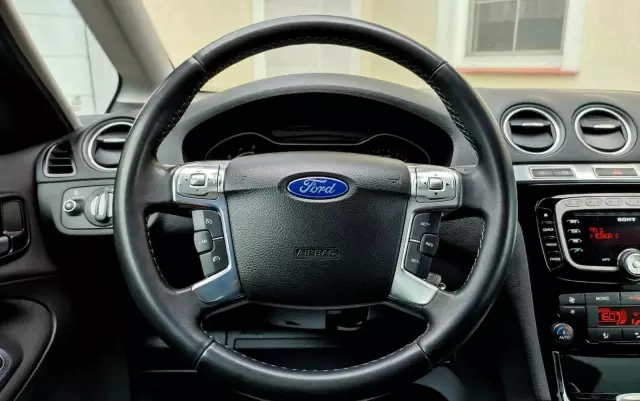 FORD S-Max 1.6 T Titanium