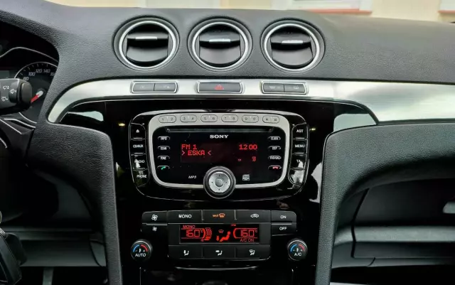 FORD S-Max 1.6 T Titanium