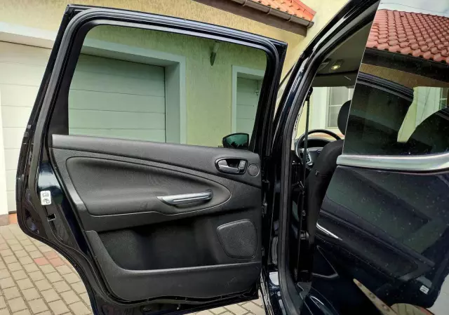 FORD S-Max 1.6 T Titanium