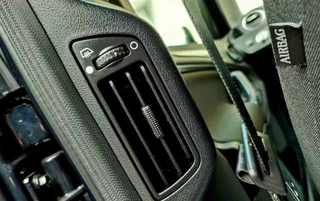 FORD S-Max 1.6 T Titanium