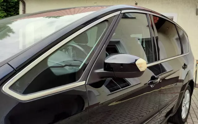 FORD S-Max 1.6 T Titanium