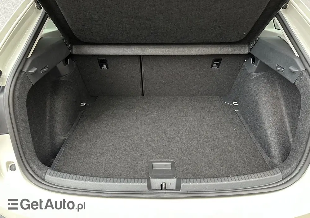 VOLKSWAGEN Taigo 1.0 TSI Life DSG