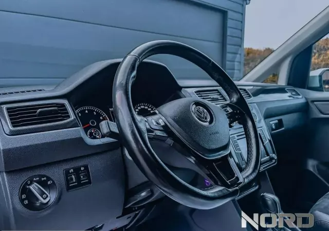 VOLKSWAGEN Caddy Maxi 1.4 TSI Highline DSG