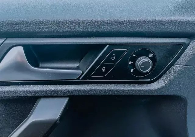 VOLKSWAGEN Caddy Maxi 1.4 TSI Highline DSG