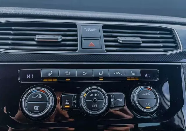 VOLKSWAGEN Caddy Maxi 1.4 TSI Highline DSG