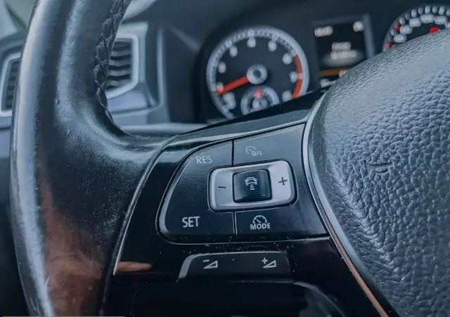 VOLKSWAGEN Caddy Maxi 1.4 TSI Highline DSG