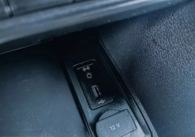 VOLKSWAGEN Caddy Maxi 1.4 TSI Highline DSG