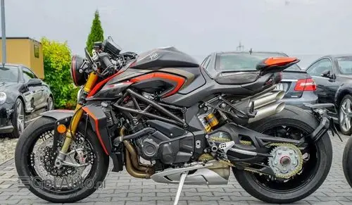 MV AGUSTA Rush 1000 