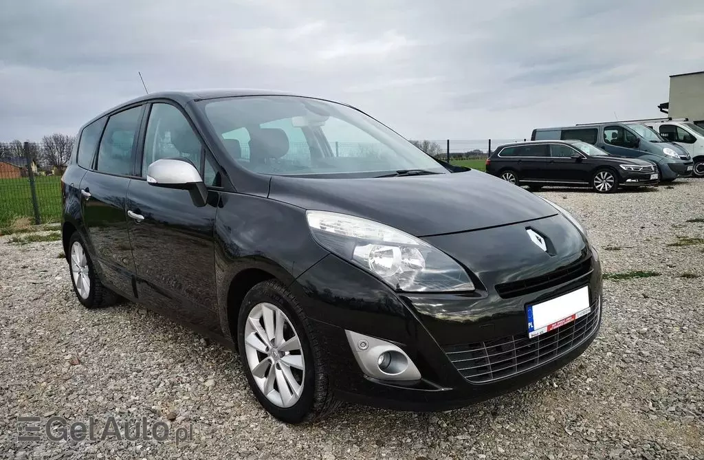 RENAULT Grand Scenic 