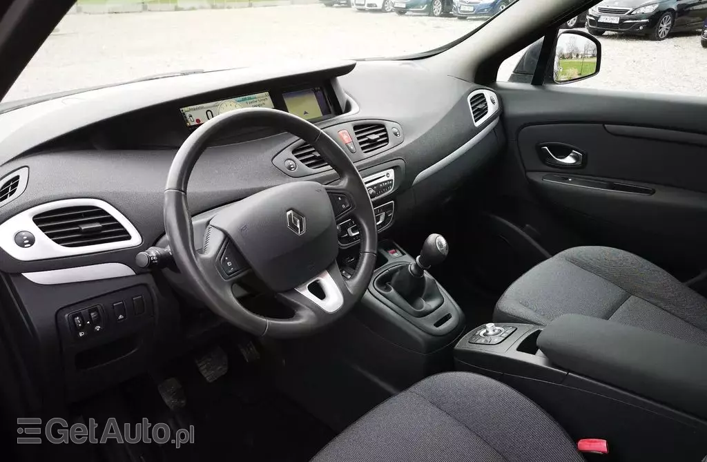 RENAULT Grand Scenic 