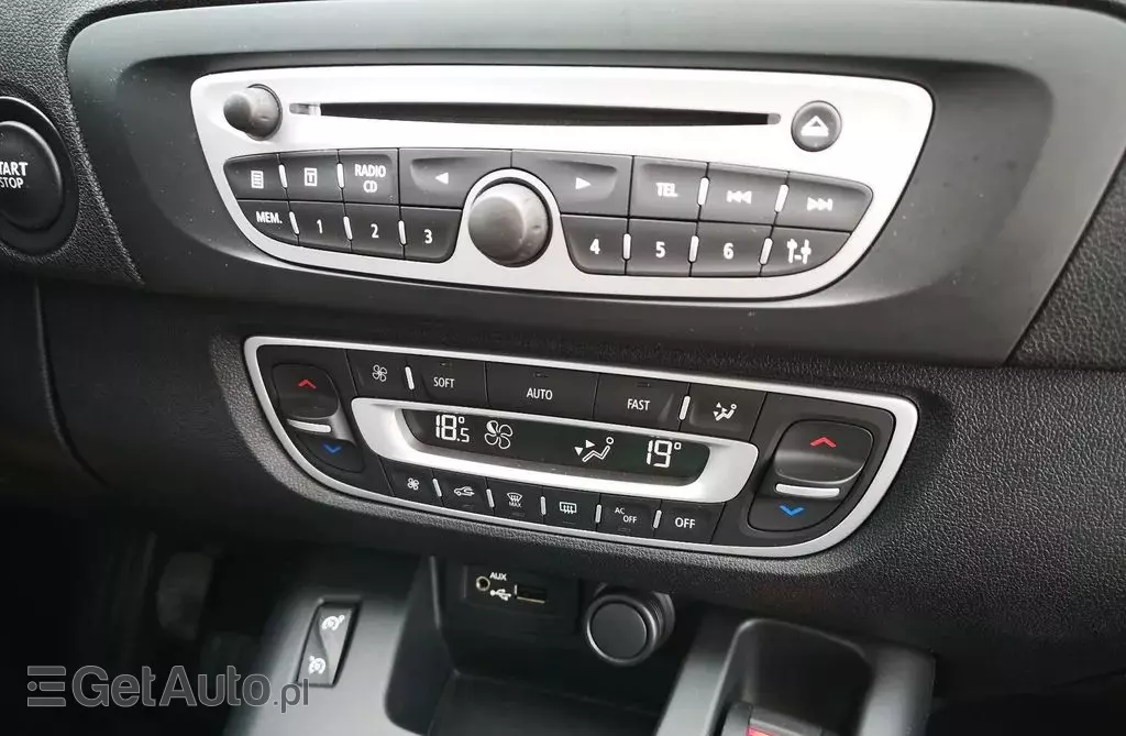 RENAULT Grand Scenic 