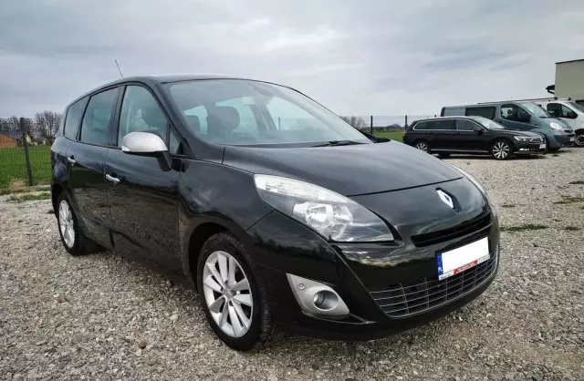 RENAULT Grand Scenic 