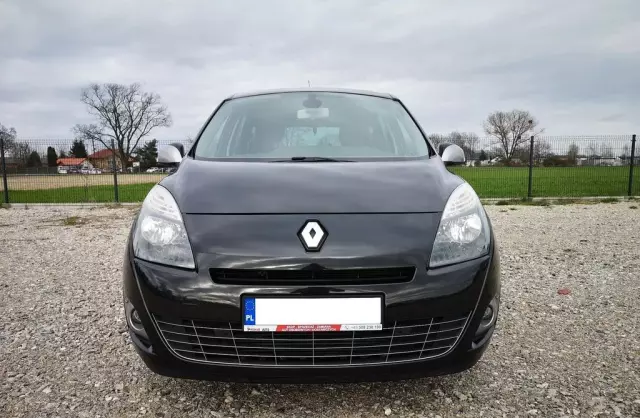 RENAULT Grand Scenic 