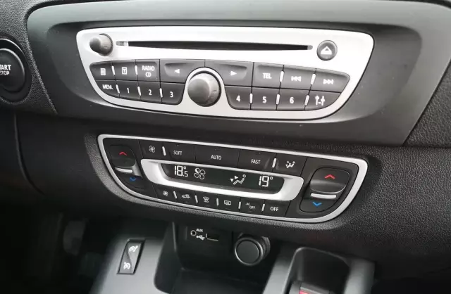 RENAULT Grand Scenic 