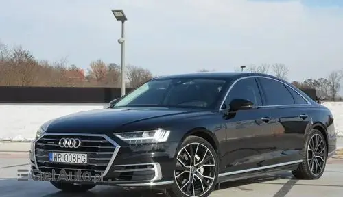 AUDI A8 