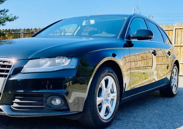 AUDI A4 Avant 