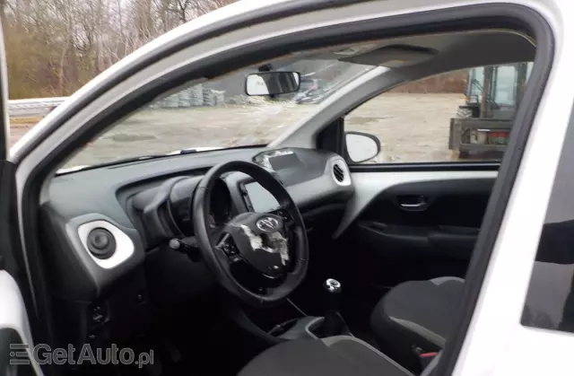 TOYOTA Aygo 