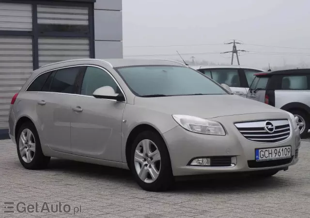 OPEL Insignia 1.6 Edition