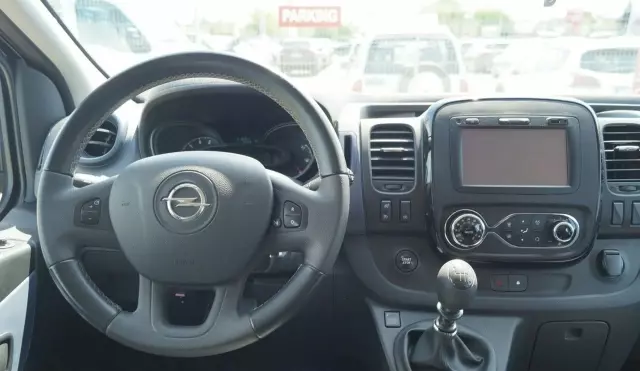 OPEL Vivaro 