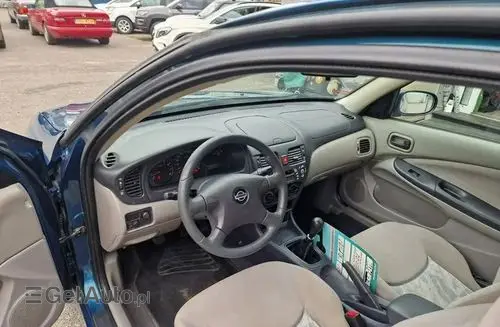 NISSAN Almera 