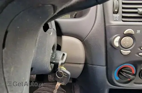 NISSAN Almera 
