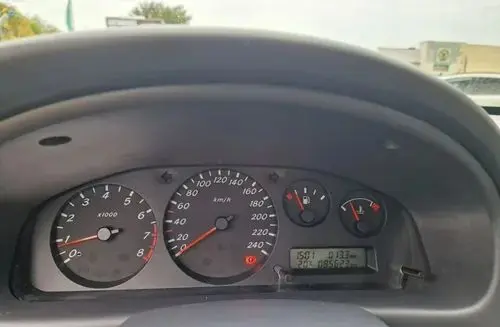 NISSAN Almera 