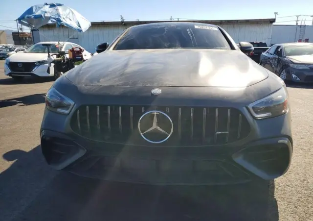 MERCEDES-BENZ AMG GT 