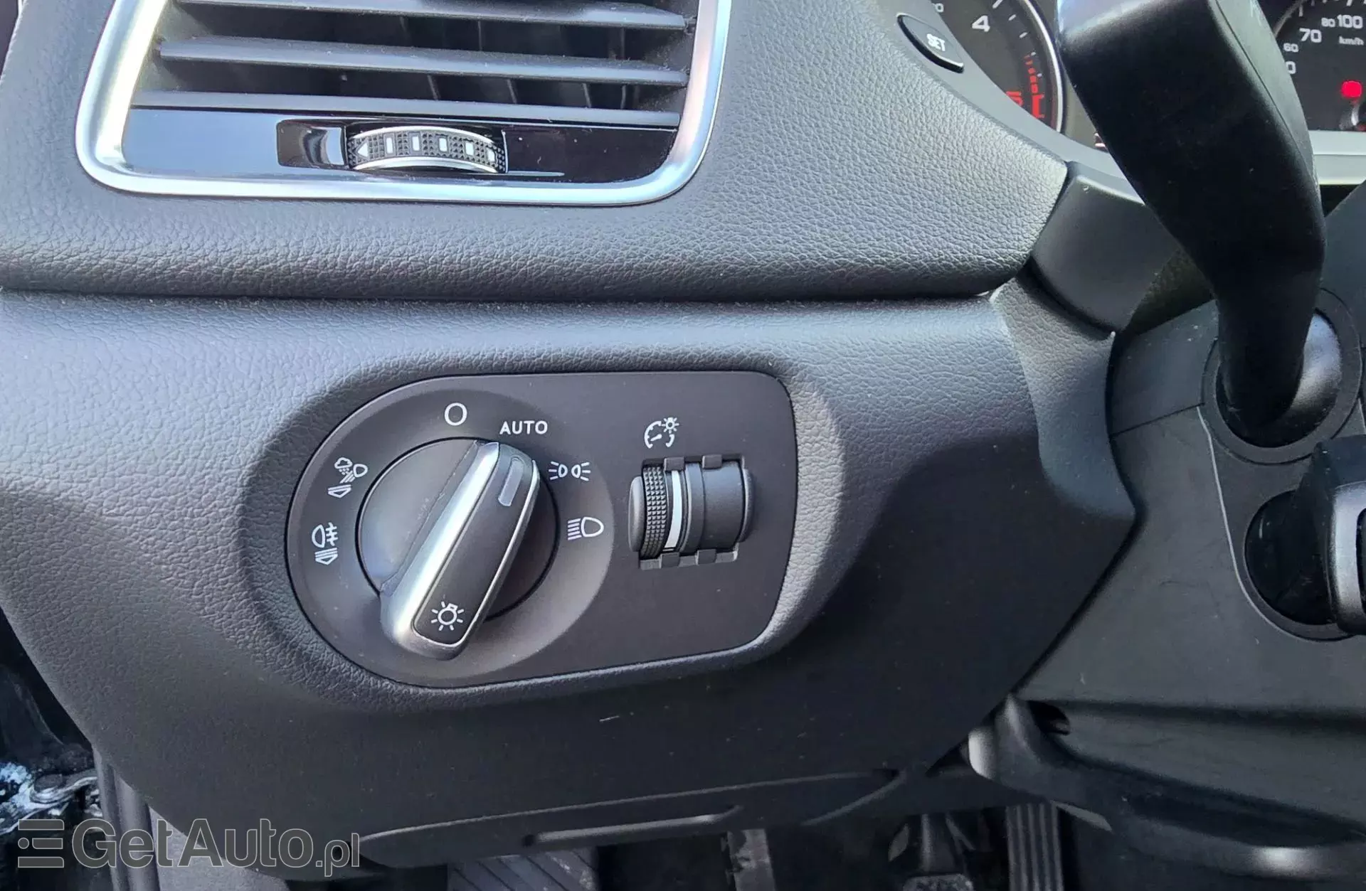 AUDI Q3 2.0 TDI (184 KM) quattro