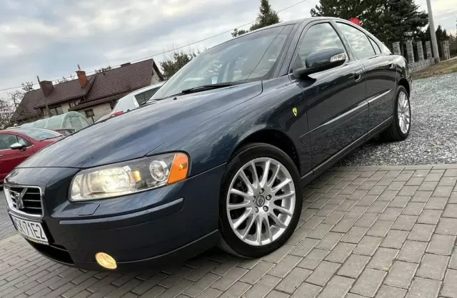 VOLVO S60 