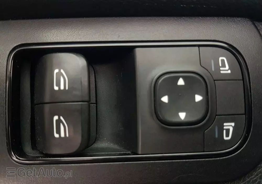 MERCEDES-BENZ Sprinter CHŁODNIA 8EP IZOTERMA AGREGAT ZANOTTI 4,12x2,15x2,30 KLIMA 314CDI 