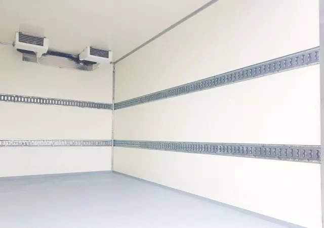 MERCEDES-BENZ Sprinter CHŁODNIA 8EP IZOTERMA AGREGAT ZANOTTI 4,12x2,15x2,30 KLIMA 314CDI 