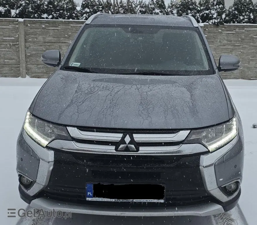 MITSUBISHI Outlander Intense+ 4WD CVT