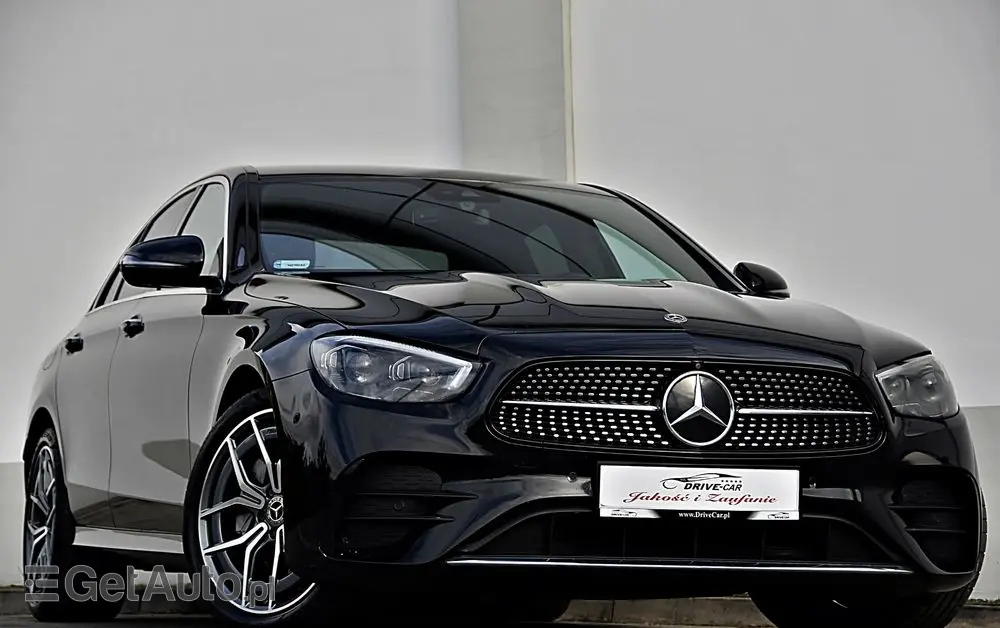 MERCEDES-BENZ Klasa E 220 d 4-Matic AMG