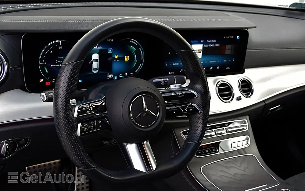MERCEDES-BENZ Klasa E 220 d 4-Matic AMG