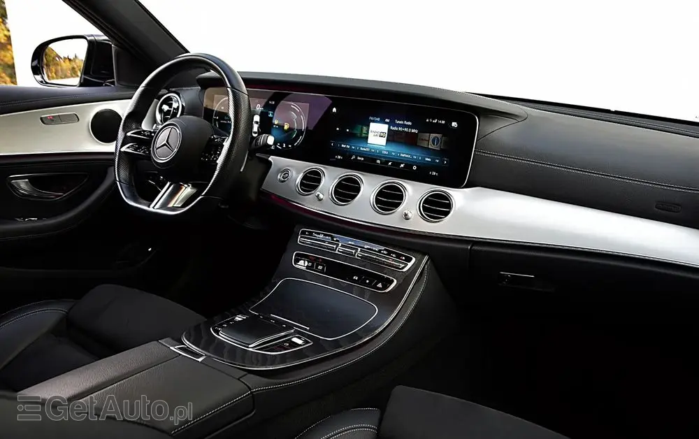 MERCEDES-BENZ Klasa E 220 d 4-Matic AMG