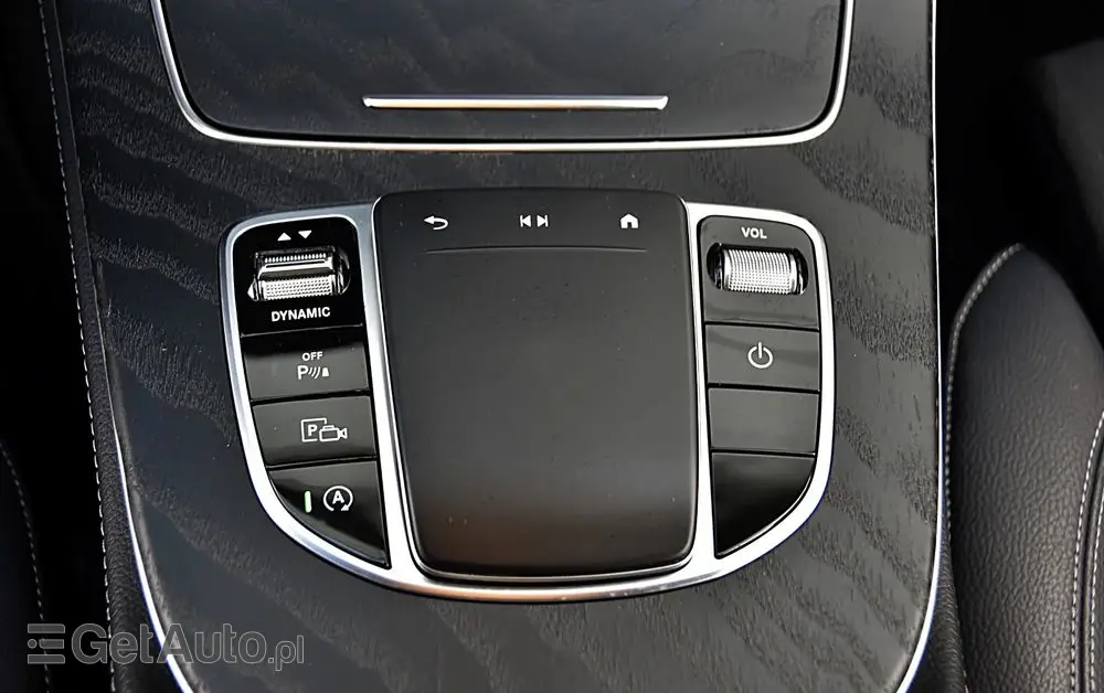 MERCEDES-BENZ Klasa E 220 d 4-Matic AMG