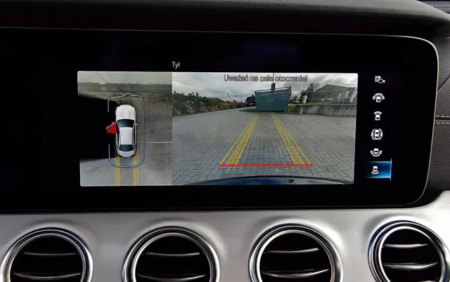 MERCEDES-BENZ Klasa E 220 d 4-Matic AMG