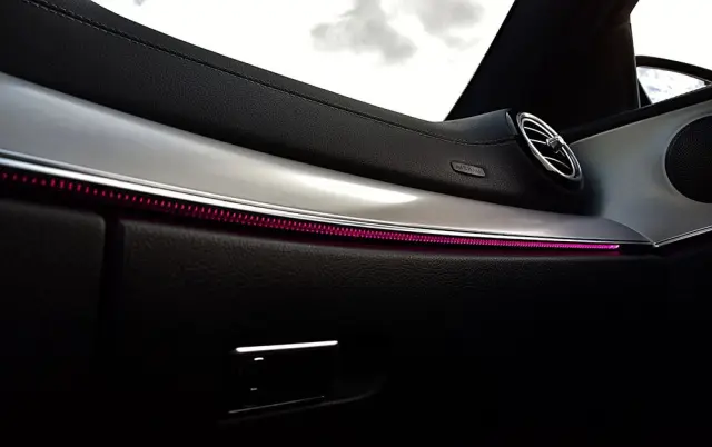 MERCEDES-BENZ Klasa E 220 d 4-Matic AMG