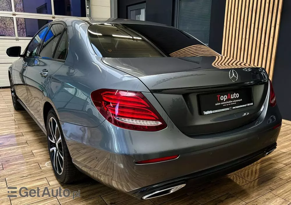 MERCEDES-BENZ Klasa E 220 d Business Edition 9G-TRONIC