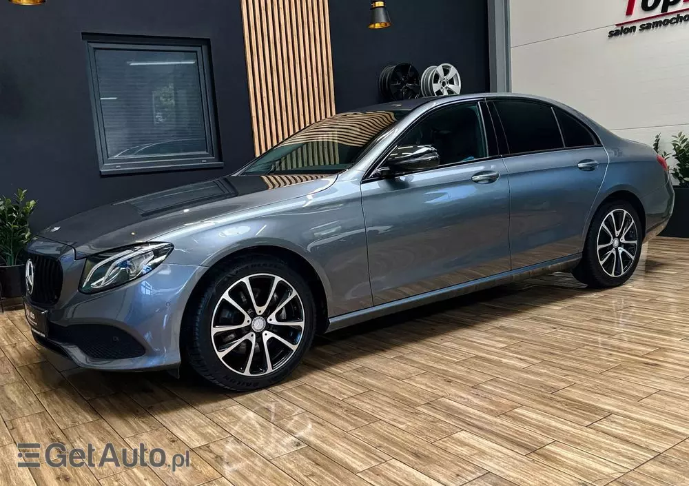 MERCEDES-BENZ Klasa E 220 d Business Edition 9G-TRONIC