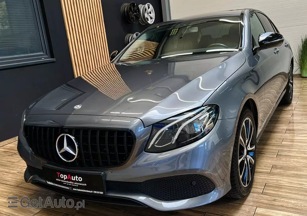 MERCEDES-BENZ Klasa E 220 d Business Edition 9G-TRONIC