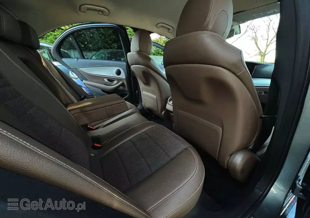 MERCEDES-BENZ Klasa E 220 d Business Edition 9G-TRONIC