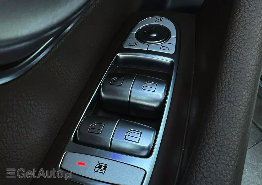 MERCEDES-BENZ Klasa E 220 d Business Edition 9G-TRONIC