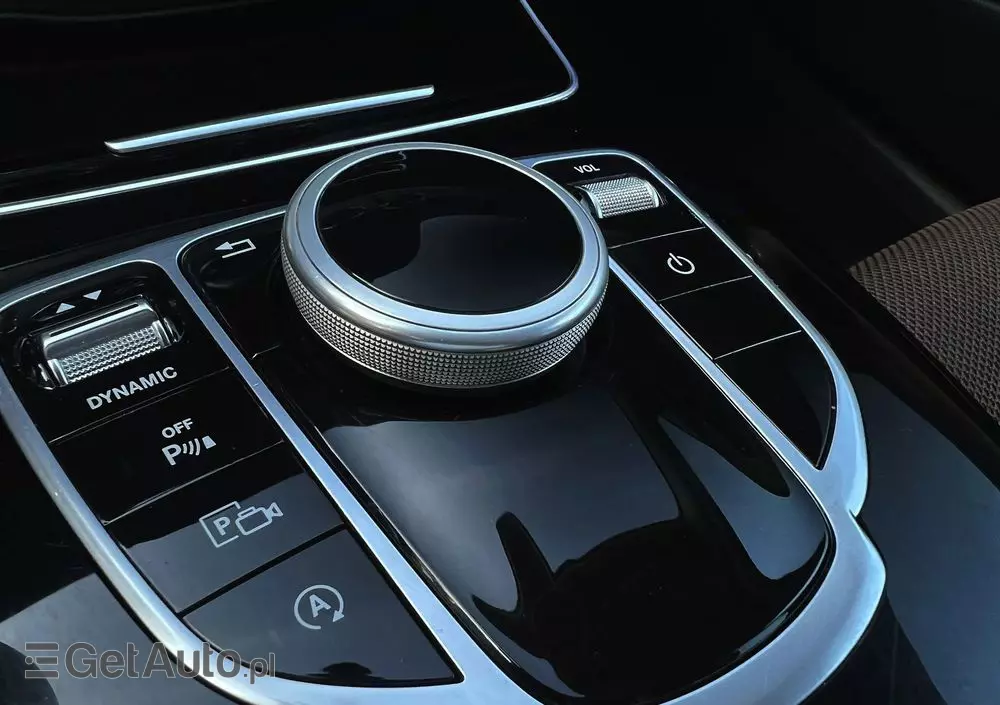 MERCEDES-BENZ Klasa E 220 d Business Edition 9G-TRONIC