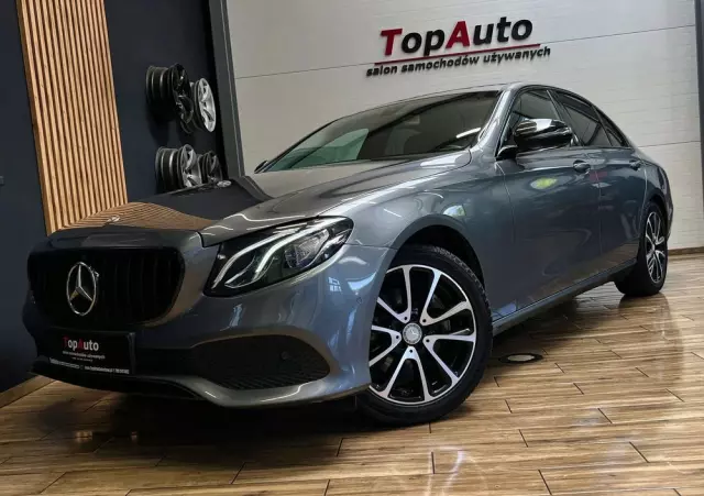 MERCEDES-BENZ Klasa E 220 d Business Edition 9G-TRONIC